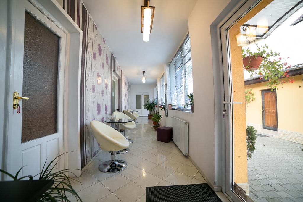 Pensiunea Bella Arad Extérieur photo